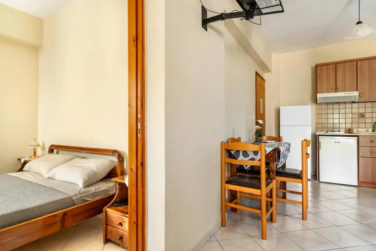 Daratos Apartment 6 사미